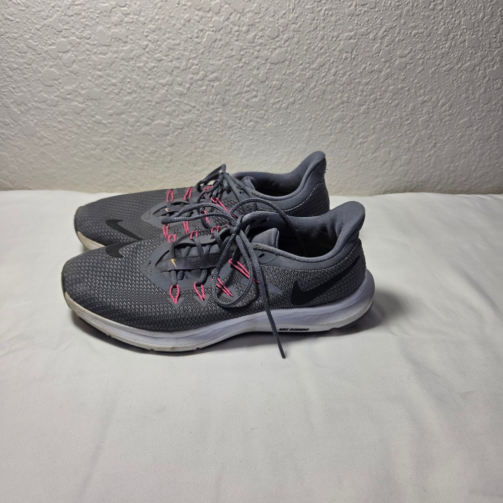 Nike Quest Dark Grey Black Pink AA7412-003 Womens Running Shoes Size 7.5